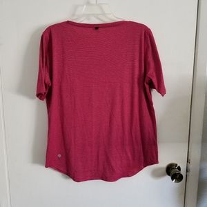 Lululemon t shirt